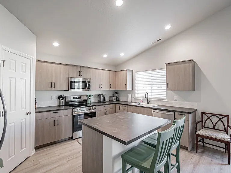 11176 W Lenova St — Photo 5