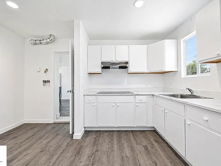 22942 Sunset Crossing Rd — Photo 14