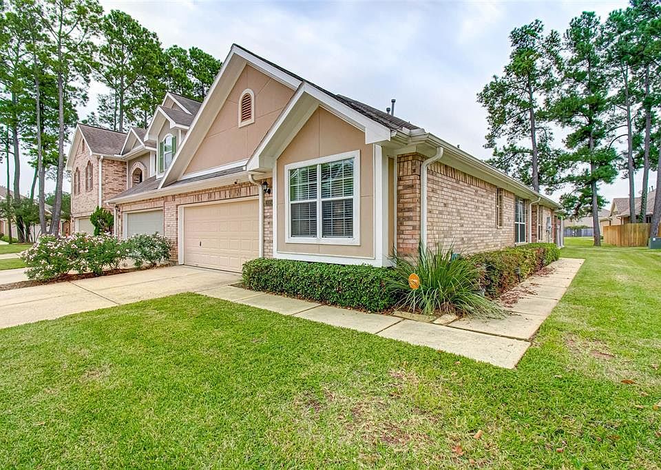 1st image of 2015 Marchwood Manor Dr