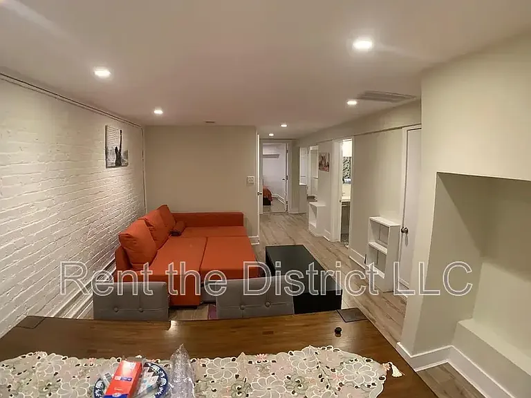 37 Rhode Island Ave NW — Photo 37