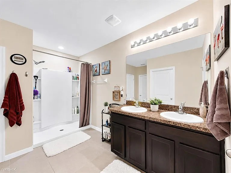 32649 Pez Landing Ln — Photo 11