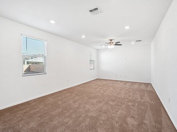 3rd image of 7094 W Jadewood Ln