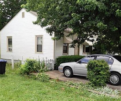 3rd image of 135 Elkhorn Dr