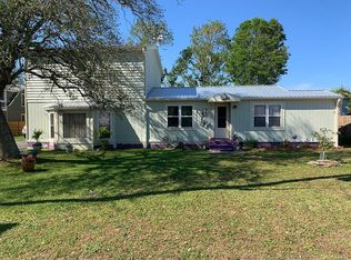 504 Atlanta Ave, Carolina Beach, NC 28428