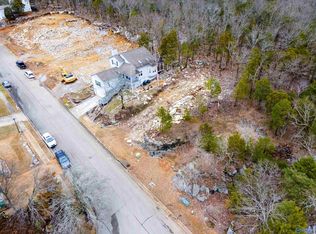 535 Farmingdale Rd SE, Huntsville, AL 35803