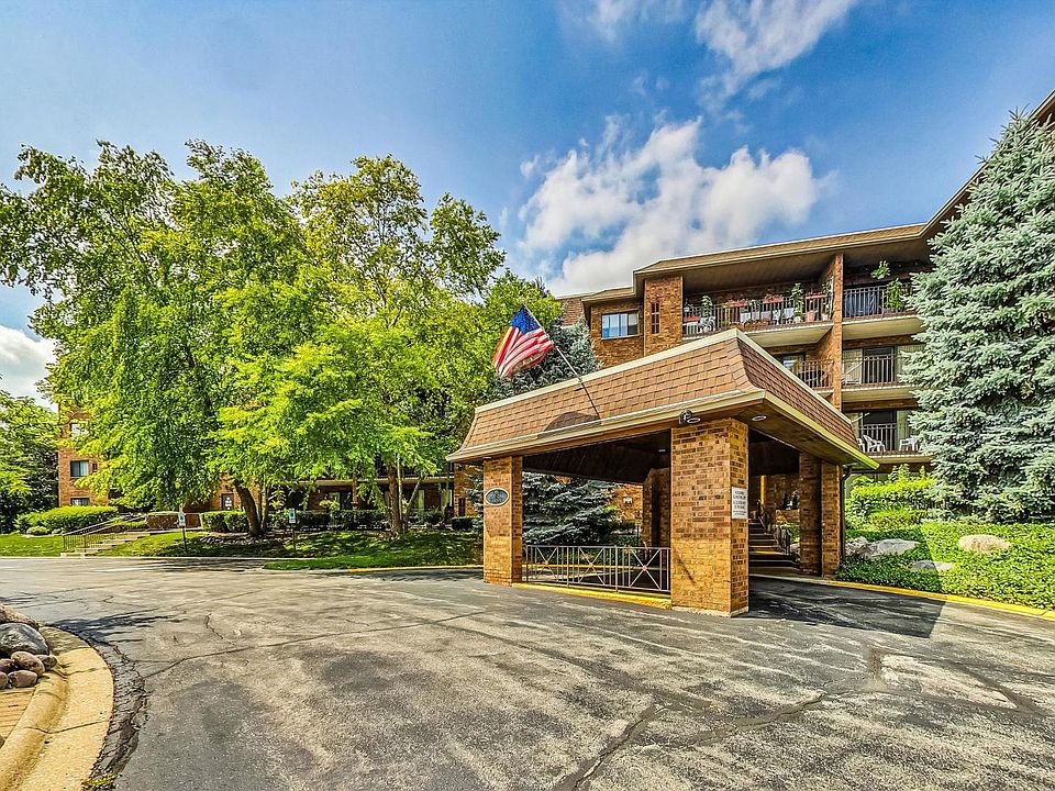 1st image of 51 Old Oak Dr APT 409