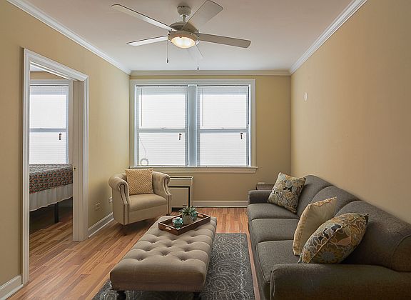 2nd image of 426 W Surf St #215