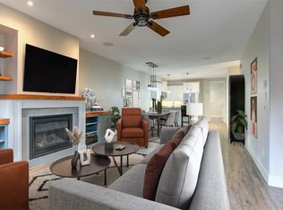 Townhomes for Toys, Tsinstikeptum 9, BC V4T 3G1