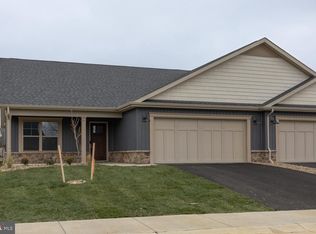 76 Grainfield Ct, Martinsburg, WV 25404