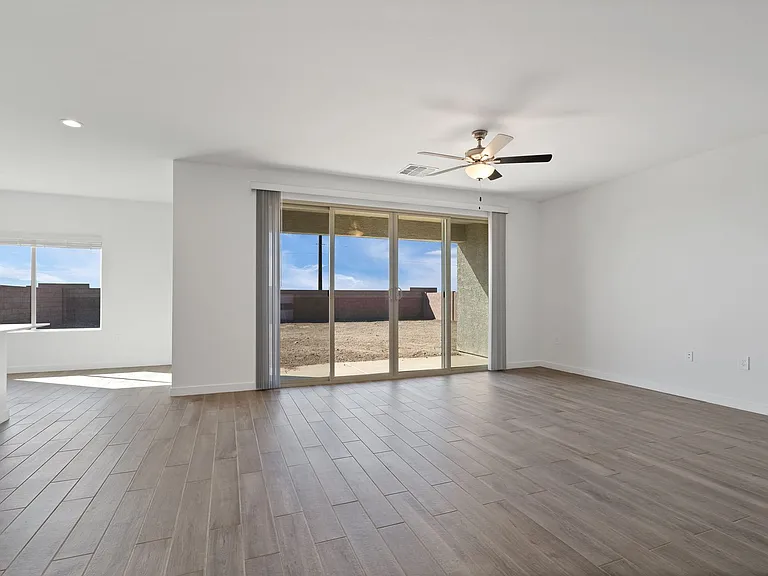12437 W Old Farm Dr — Photo 12