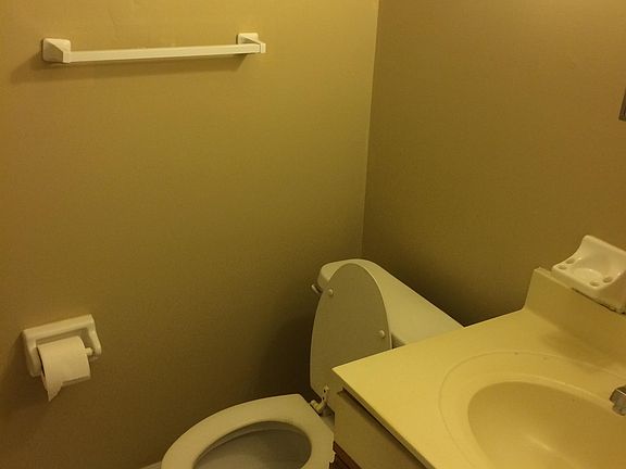 5th image of 1656 Foxhaven Dr #62