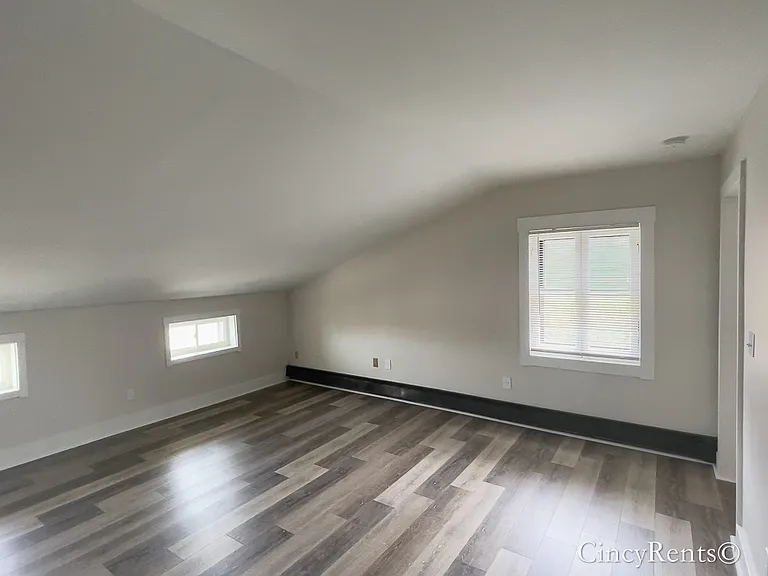 219 Fosdick St #3 — Photo 5
