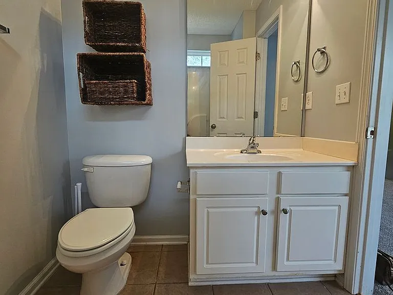 104 Tuscany Ct — Photo 16