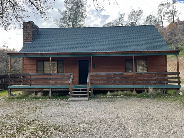 151 S Panorama Dr, Kernville, CA 93238