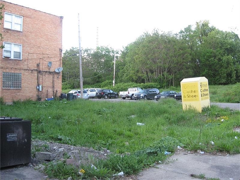 1st image of 2441 Wylie Ave