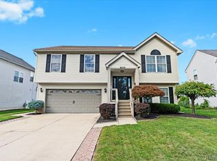 9275 Parkland Dr, Ypsilanti, MI 48197