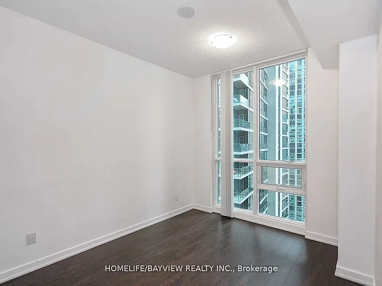 33 Bay St #1905 — Photo 23