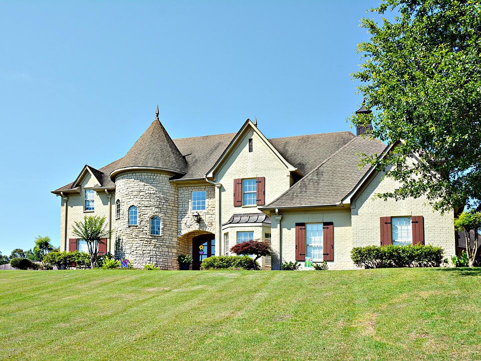 1st image of 2325 Middleburg Dr
