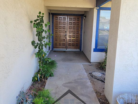 2nd image of 1407 Greenwich Dr