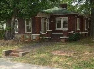 2725 Church St, East Pt, GA 30344