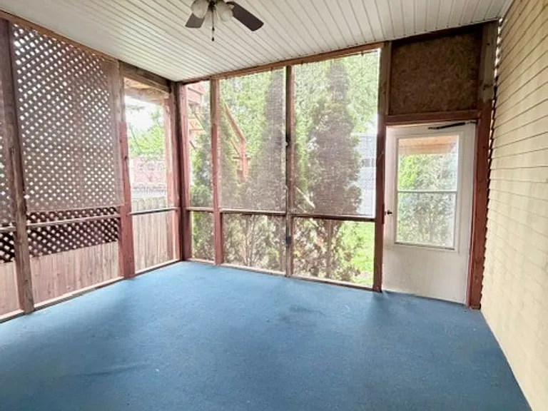 637 W Philadelphia St #1 — Photo 14