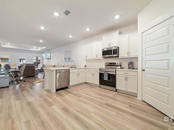 5th image of 9844 Willet Way