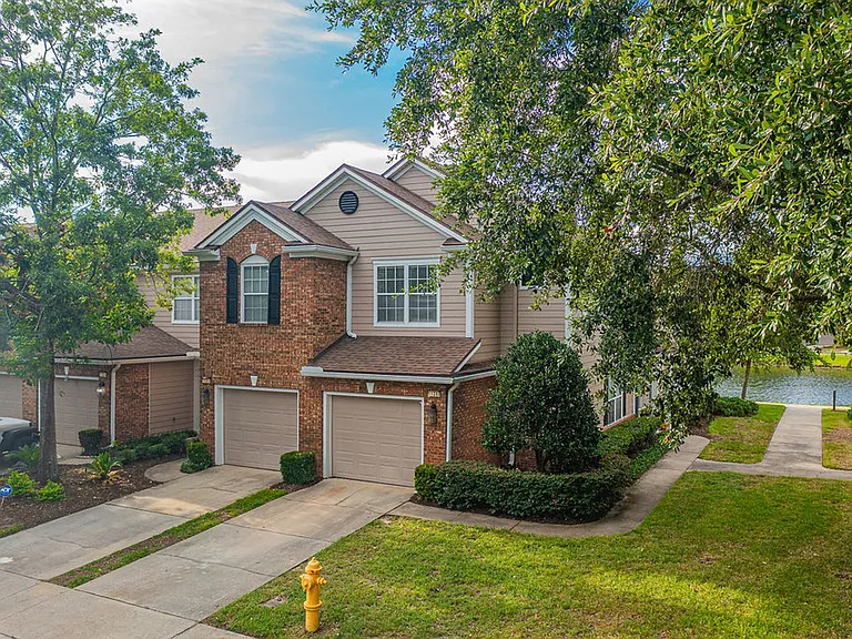 11310 Campfield Cir — Photo 29