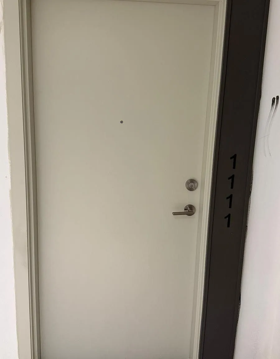 2 bed, $2,300 — Photo 2