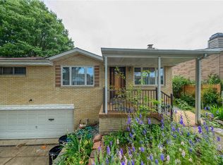 2423 Pin Oak Pl, Pittsburgh, PA 15220
