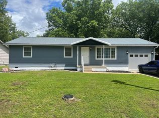 3904 W 6th Pl, Coffeyville, KS 67337