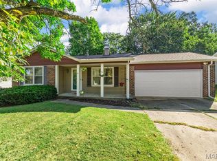 5 Cedarwood Ct, Saint Peters, MO 63376