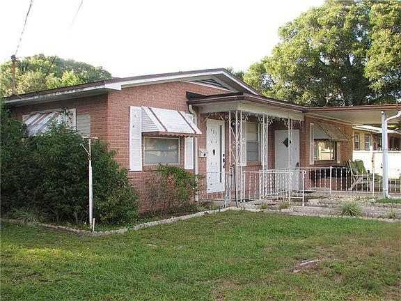 3rd image of 403 Pevetty Dr