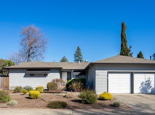 1136 Lanewood Way, Santa Rosa, CA 95404