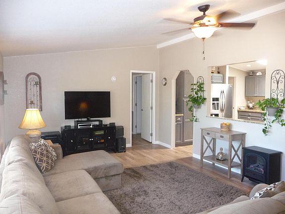 4th image of 10279 N Coyote Ln