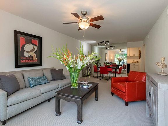 4th image of 675 Sharon Park Dr APT 320