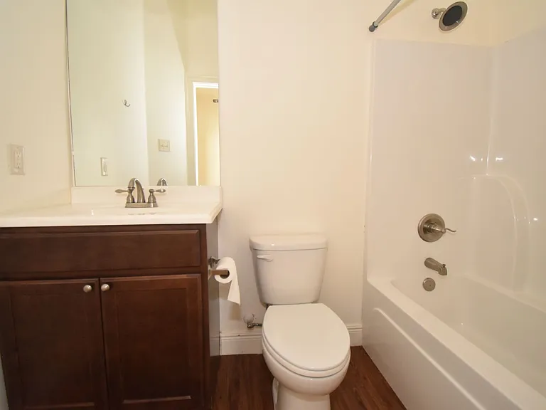2408-2464 W Barnett Springs Ave — Photo 11