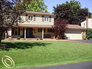 2nd image of 5644 N Rainbow Ln