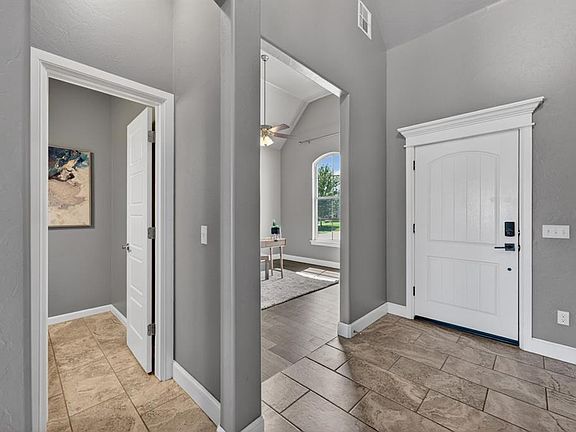 4th image of 17604 Braken Dr