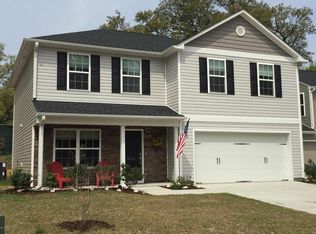 6515 Rustling Leaves Way, Wilmington, NC 28409