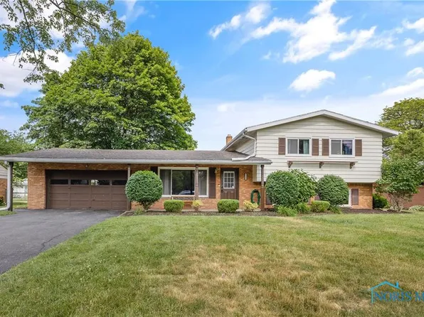 2233 Greenlawn Dr, Toledo, OH 43614