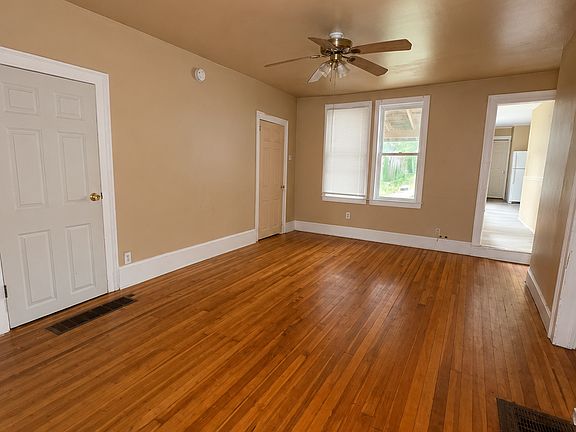 4th image of 675 2nd Ave APT 1