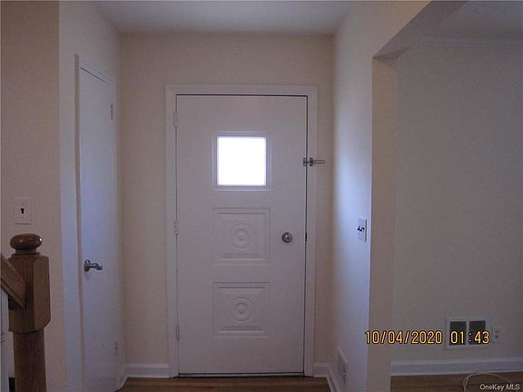 2nd image of 92 Park Ave