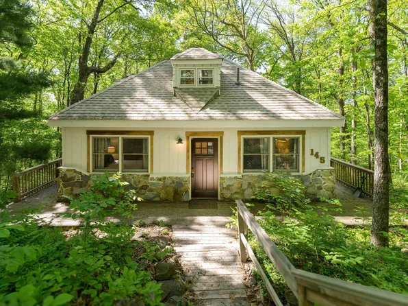 145 Firtree Dr, Wintergreen Resort, VA 22967