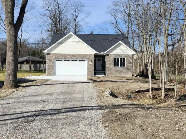 15833 Marilyn Ave, Plymouth, MI 48170