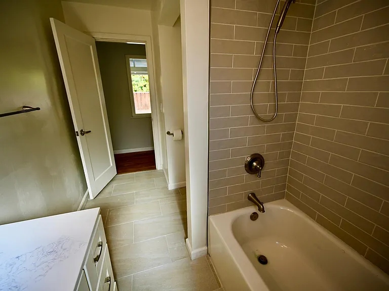 1264 Malone Rd — Photo 8