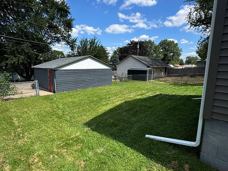 1620 W Hayes St — Photo 12