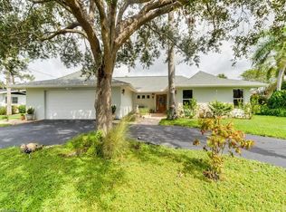 161 Viking Way, Naples, FL 34110