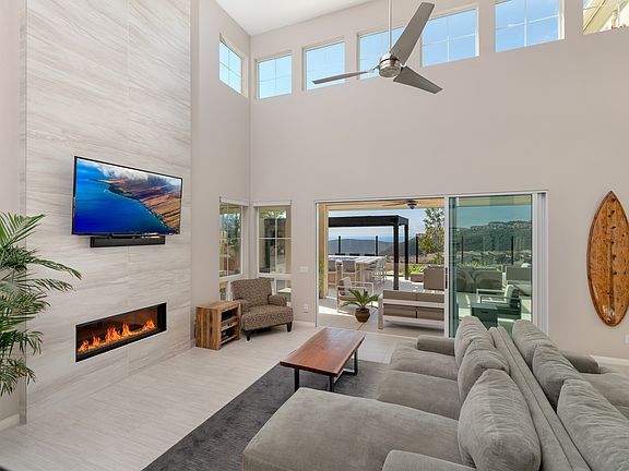 4th image of 934 Tucana Dr