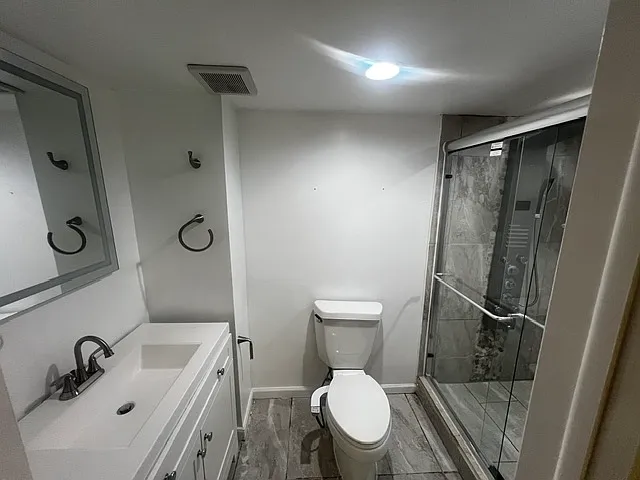 2110 W Woodbury Ln — Photo 3