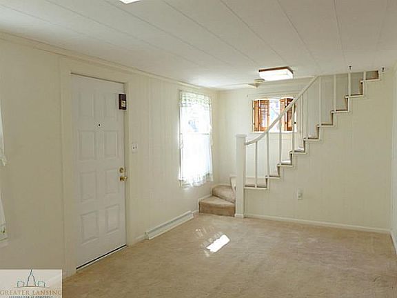 3rd image of 3206 S Deerfield Ave